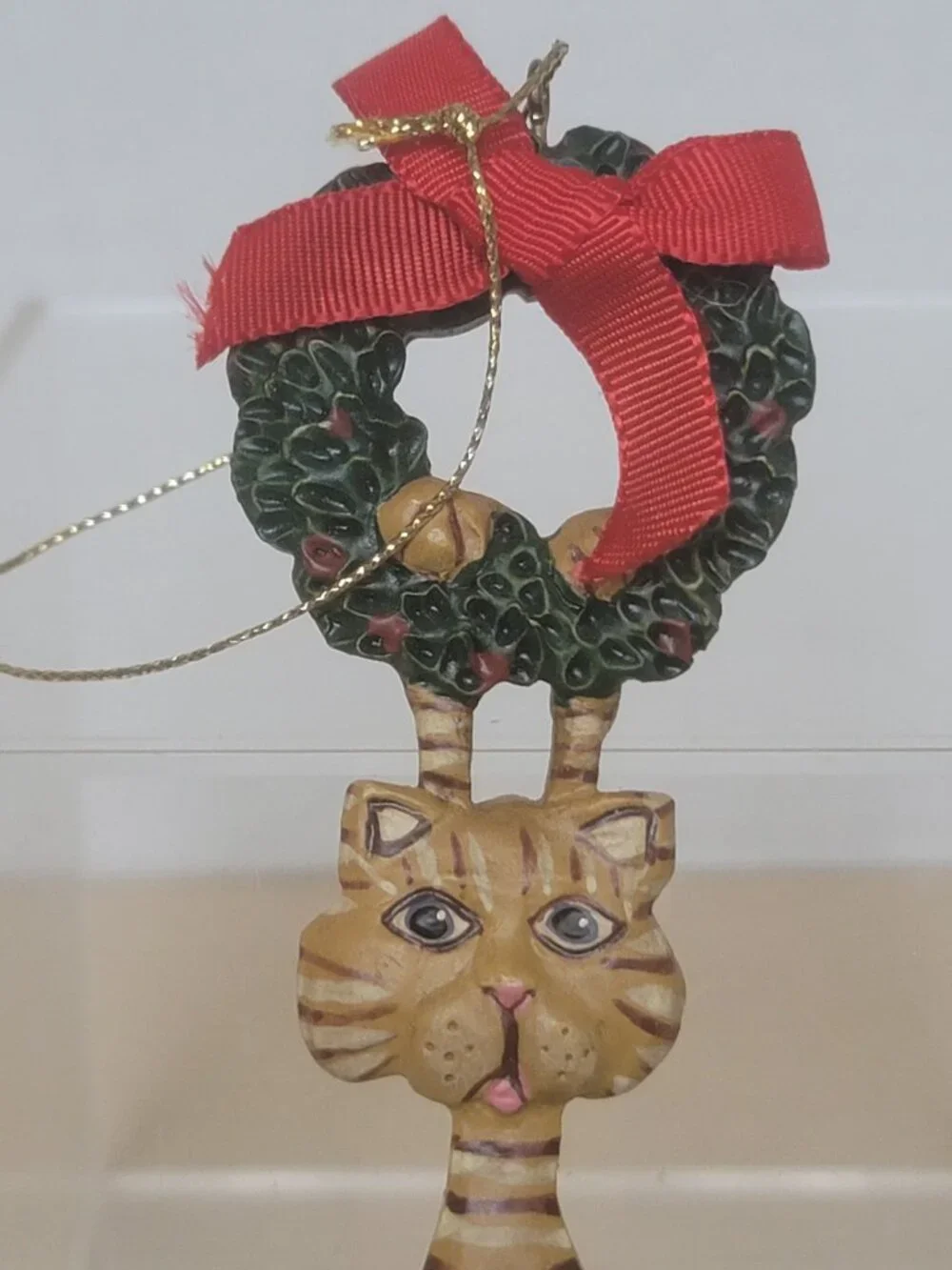 Vintage Kurt Adler Hand Painted Tabby Resin Cat Wreath Red Bow Ornament  7 in